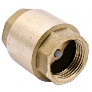 TAKAISKUVENTTIILI PYSTY