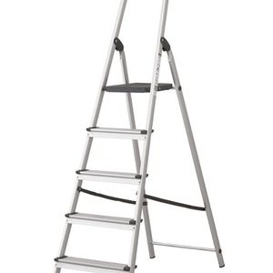 TALOUSTIKAS HYLLYLLÄ 5-ASK