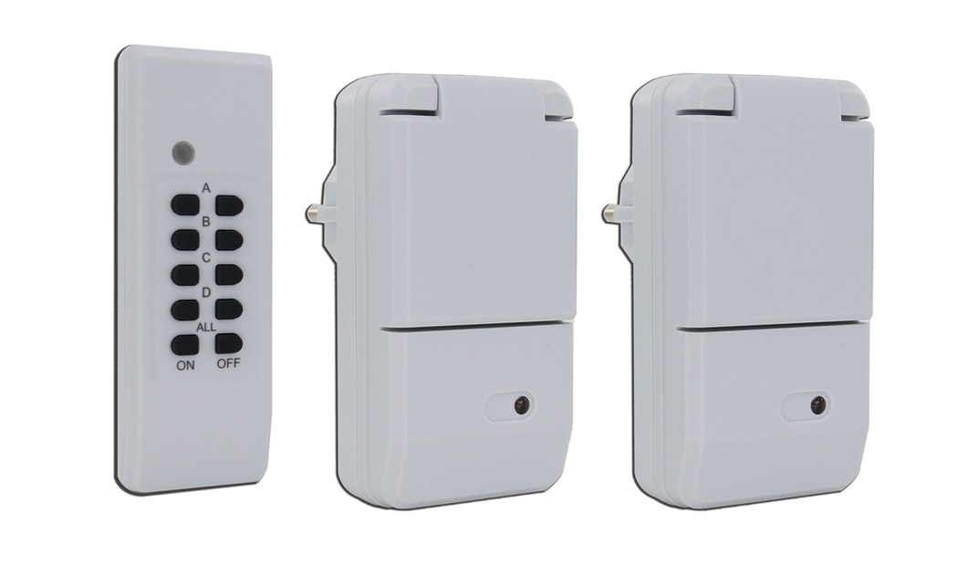 PISTORASIA KAUKO-OHJ. ULOS IP44